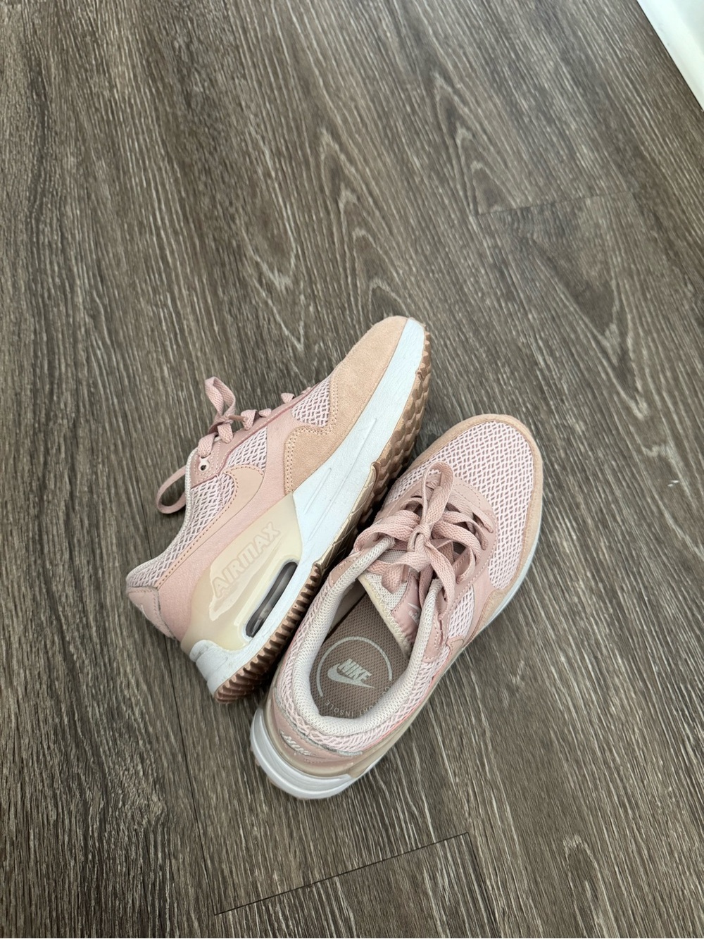 Nike Air Max Running Shoes - Picture 7 of 7